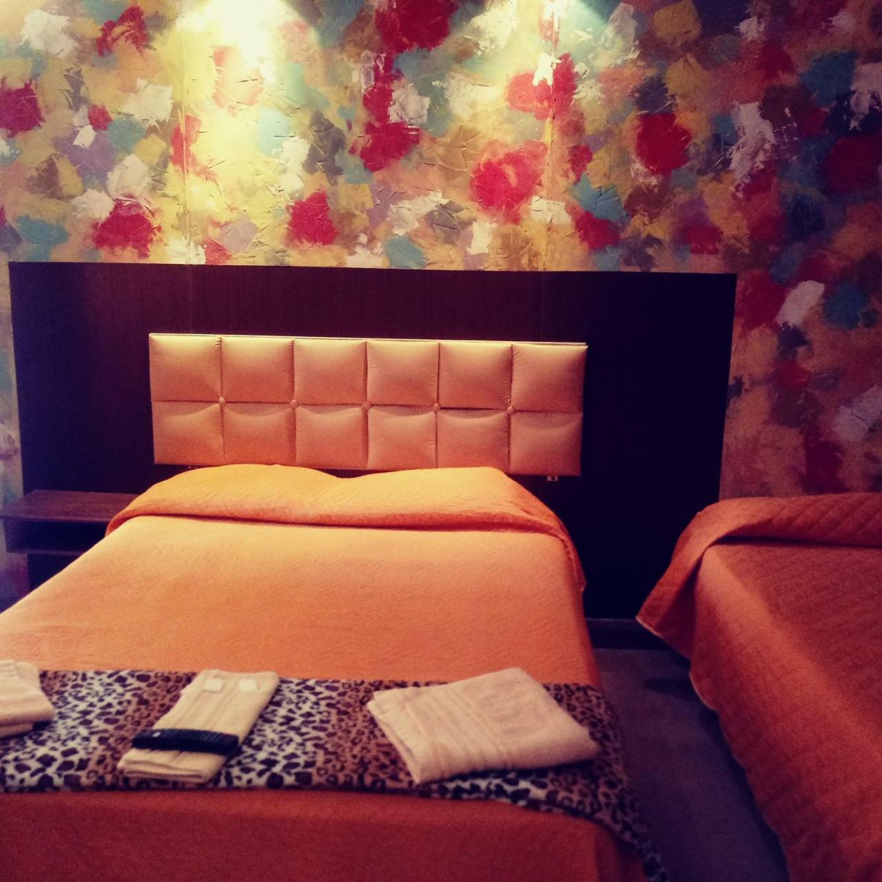 Hotel Laura Cordova Esterno foto